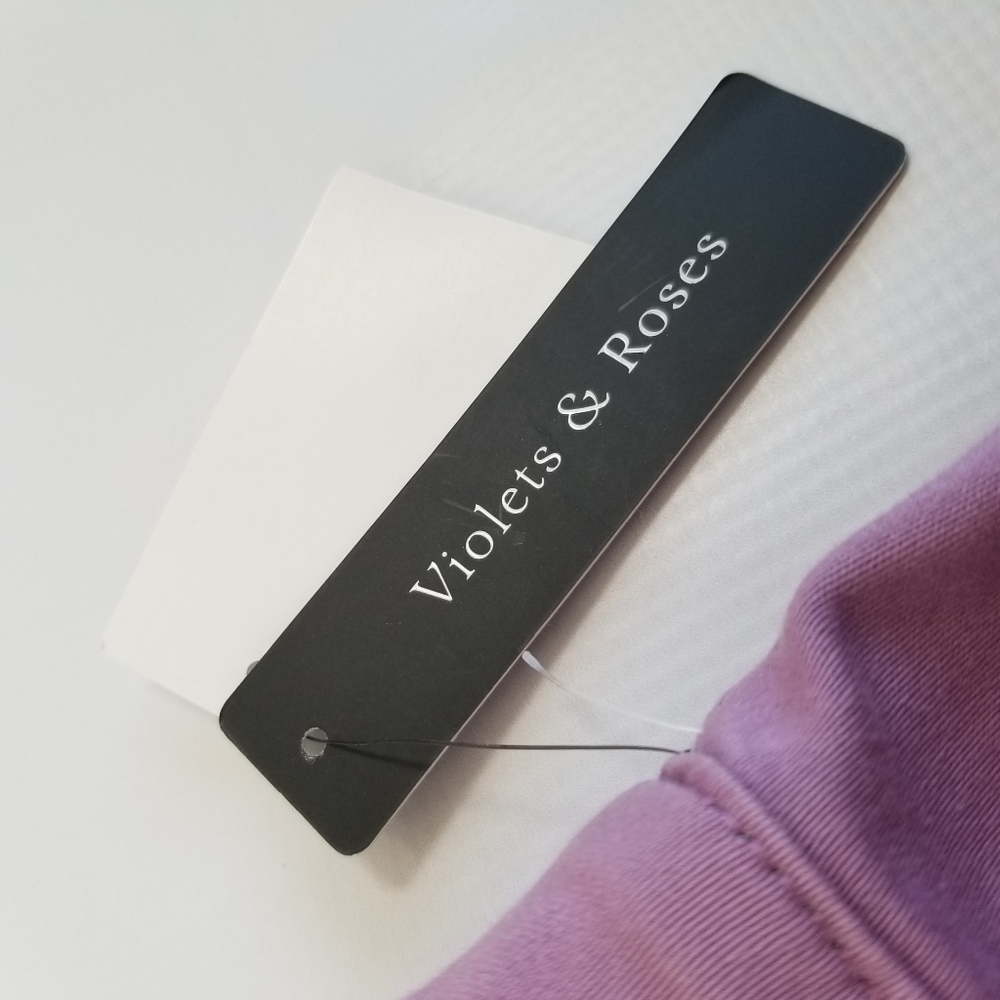 Violets & Roses Capri Pants 4/27 - Picture 3 of 4